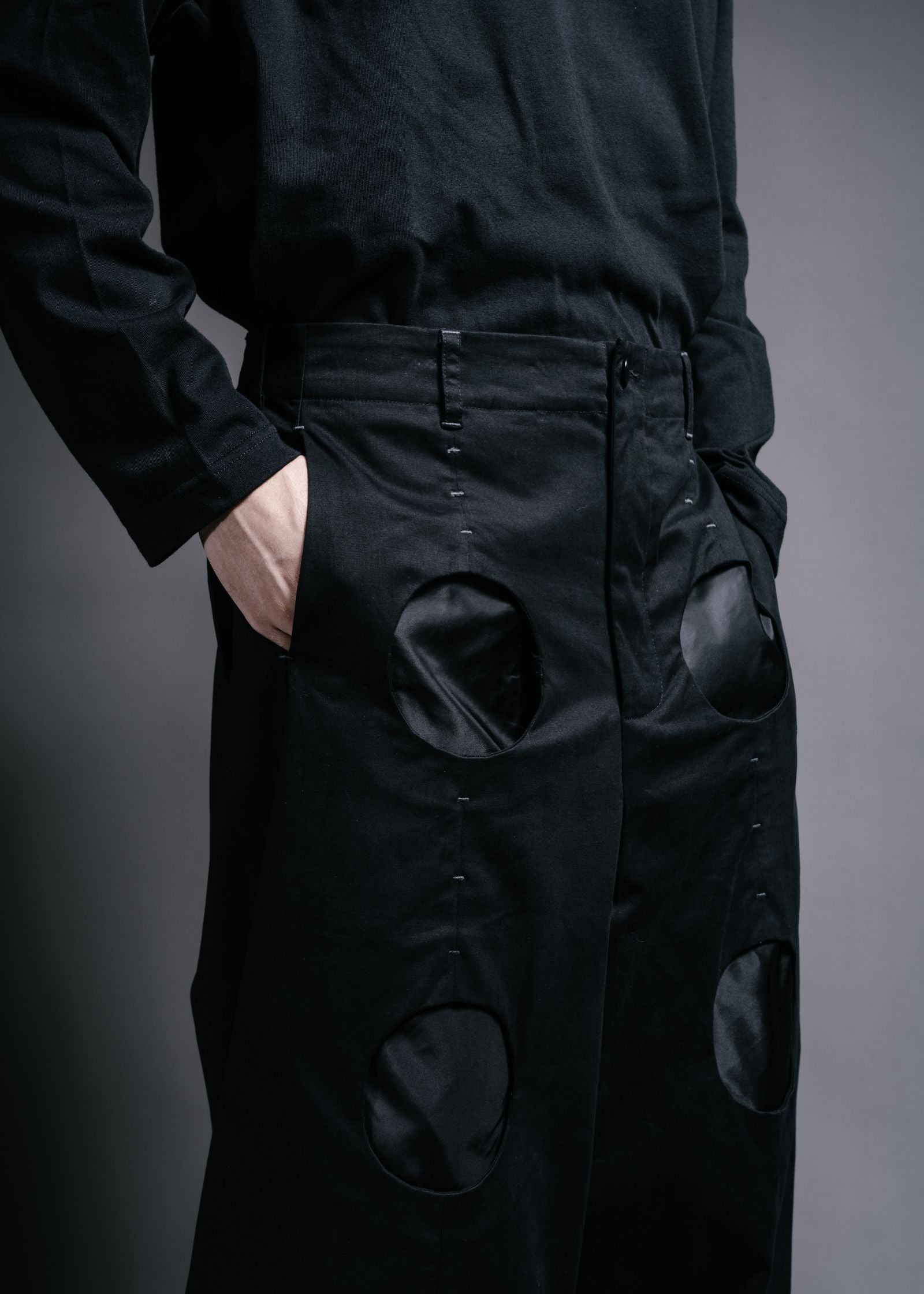 Four-eye carbon peached Pants