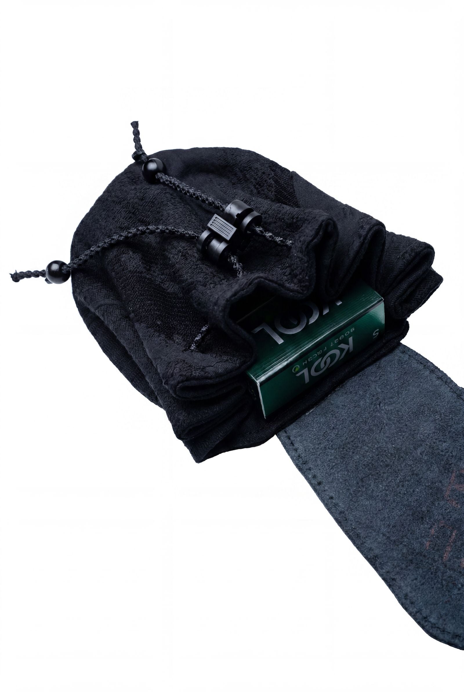 Eye-Pouch
