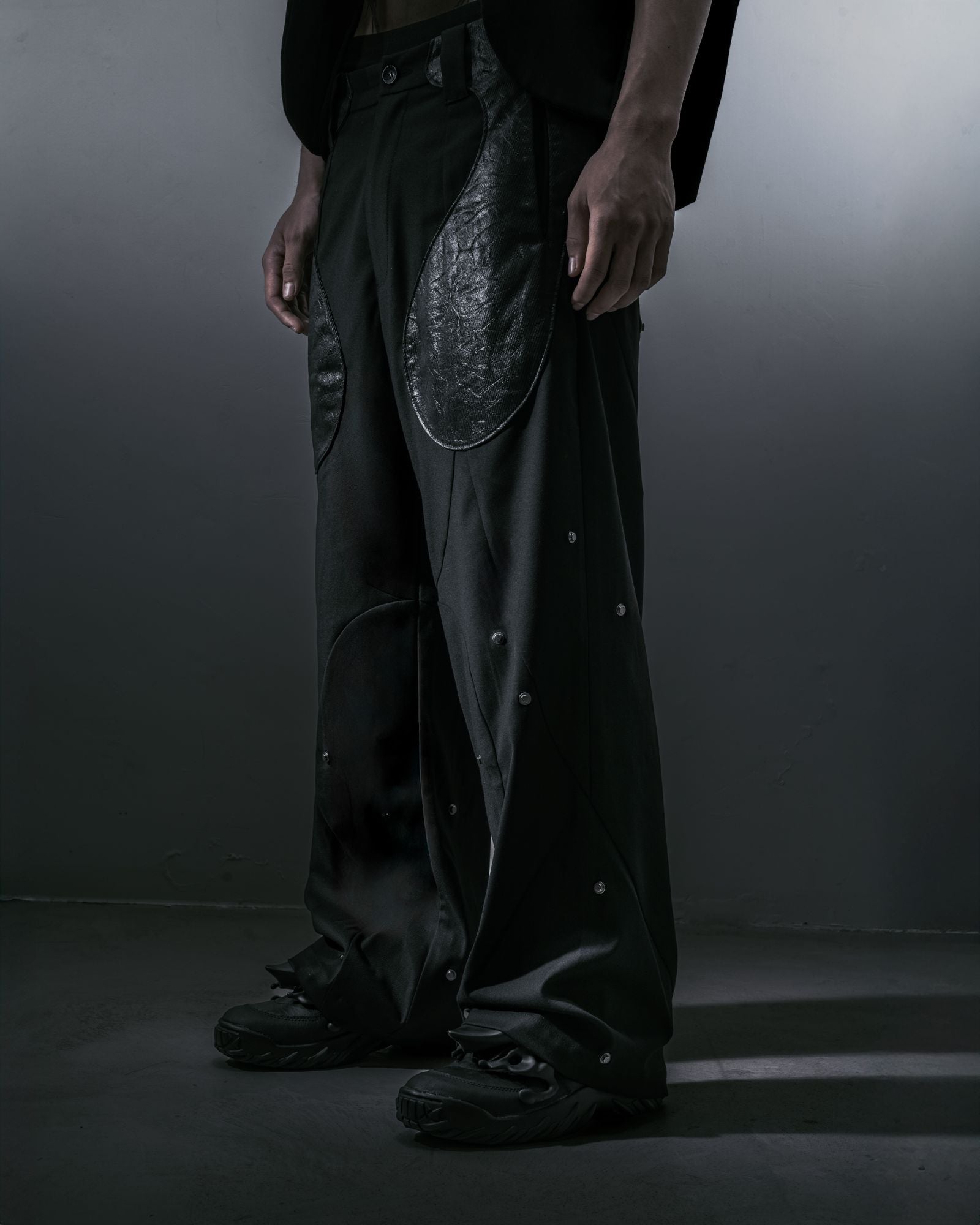 Mod Frame Pants