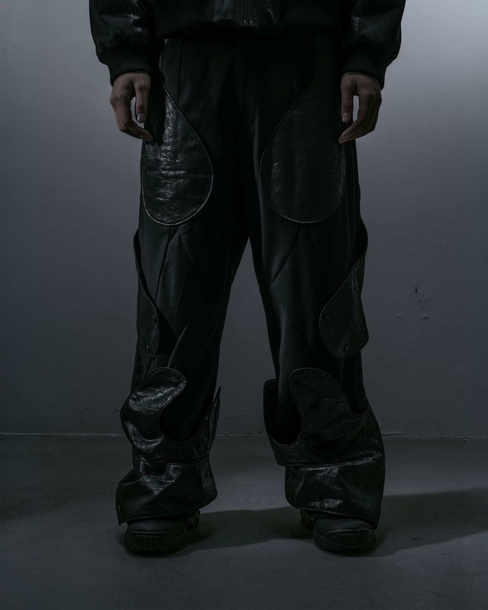 Mod Frame Pants