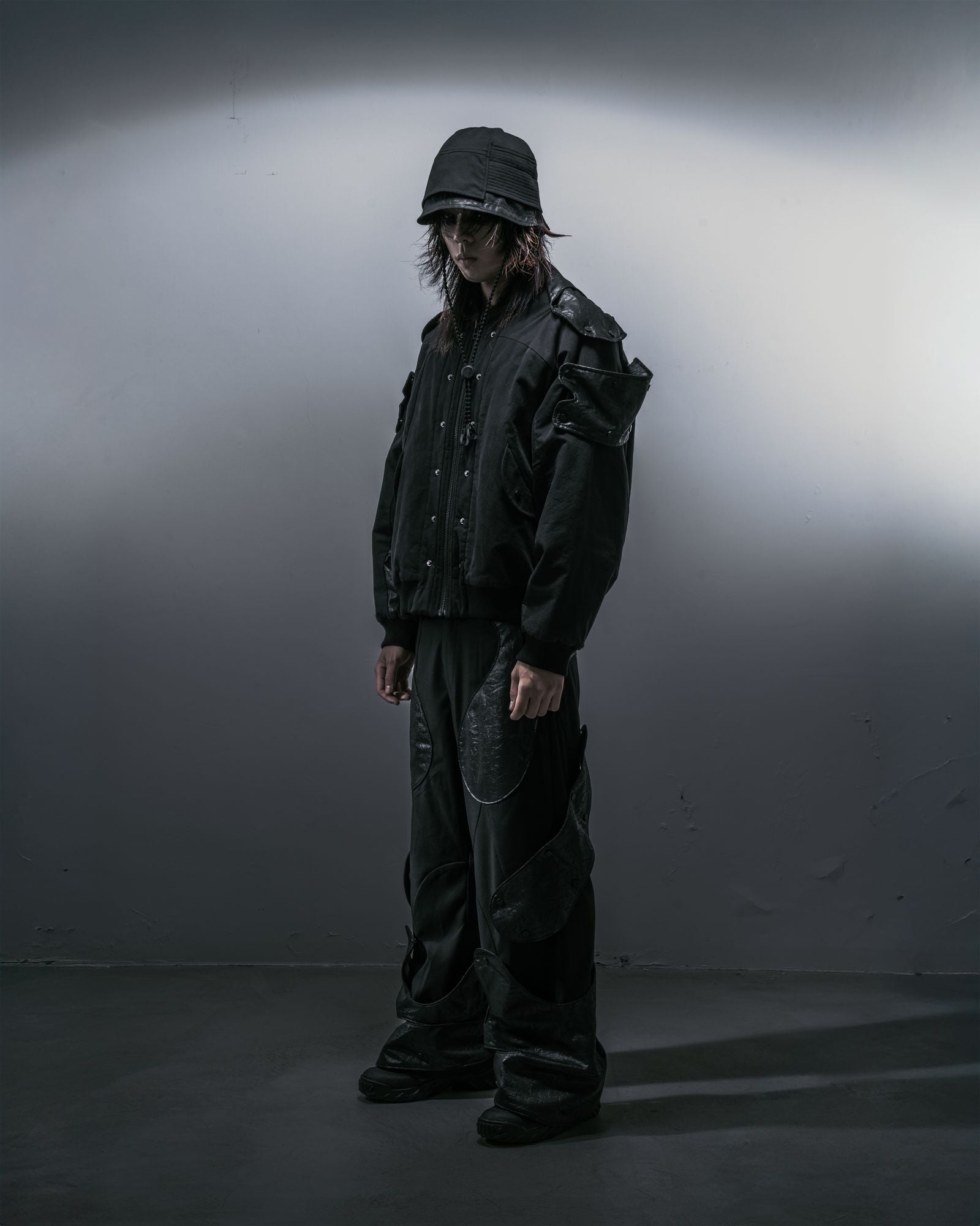 A Thoughtful Bucket Hat – GLITCHED
