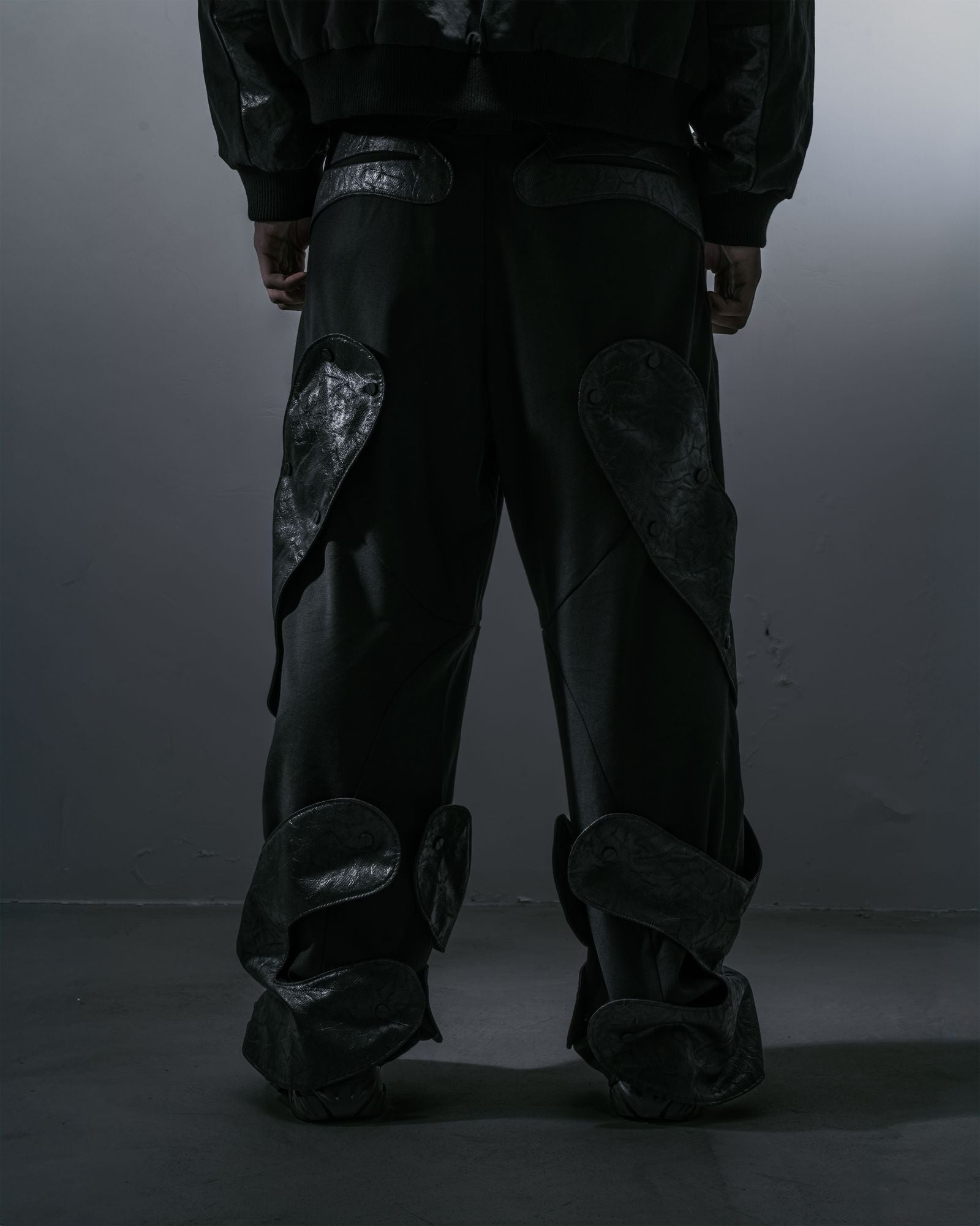 Mod Frame Pants