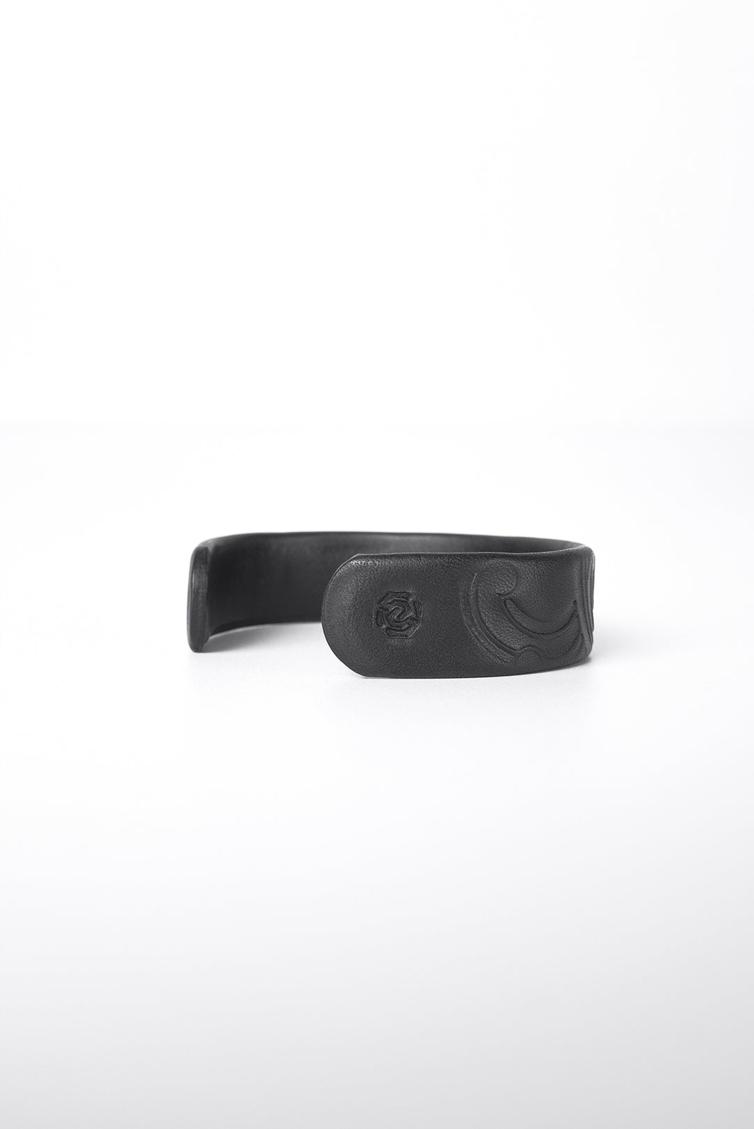 Chuan leather bracelet