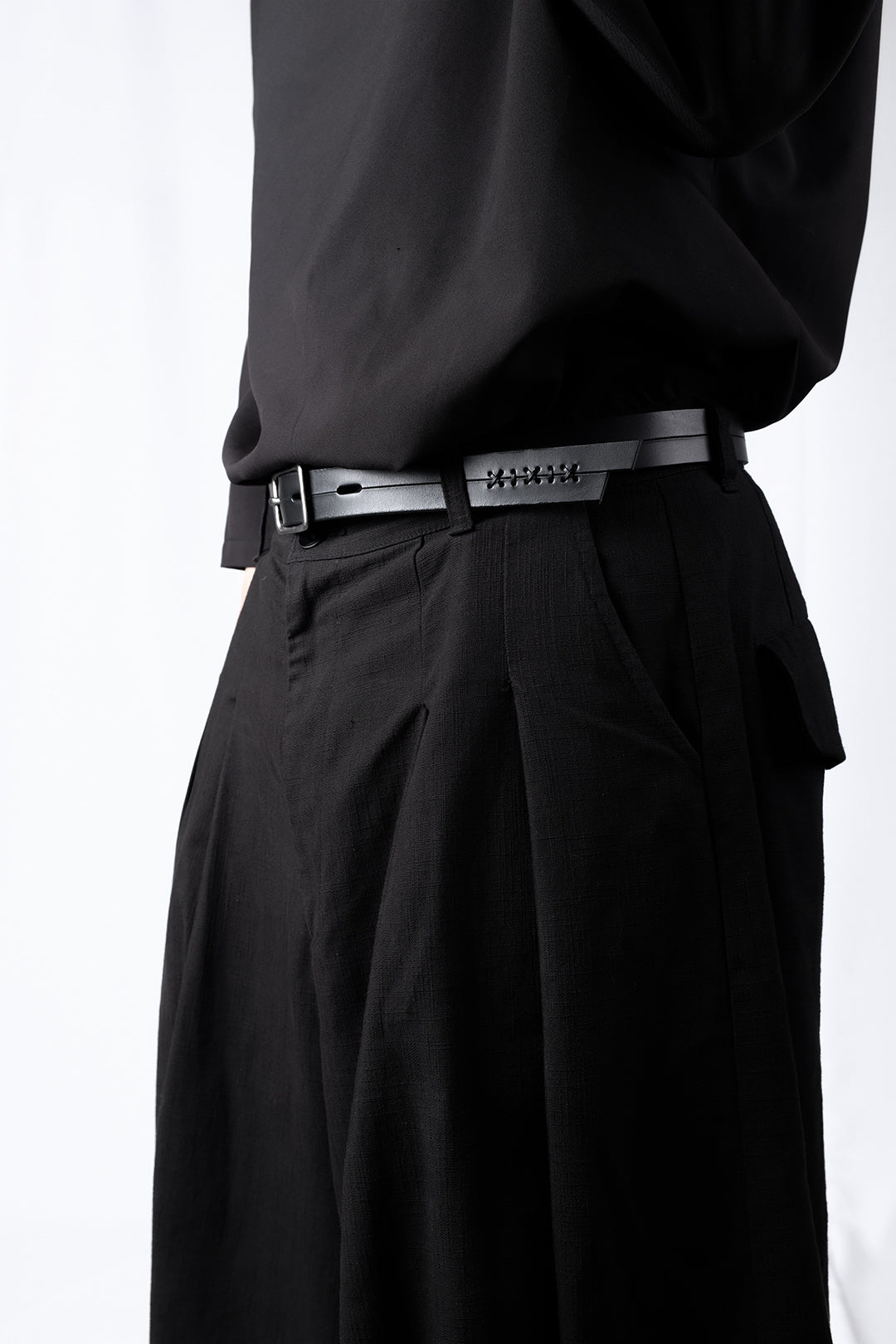 Signal leather belt
